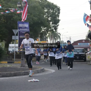 Runner Photo 3472905