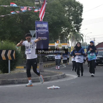 Runner Photo 3472911