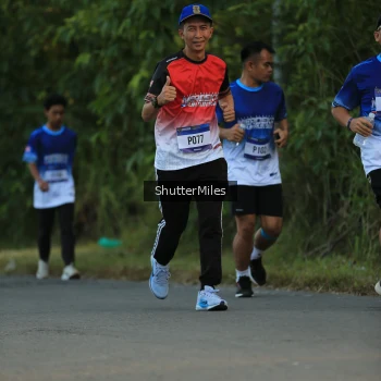 Runner Photo 3472926