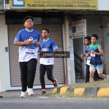 Runner Photo 3472927