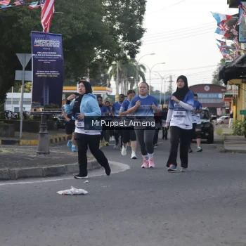 Runner Photo 3472954