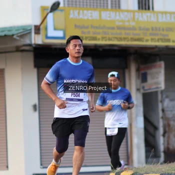 Runner Photo 3472959