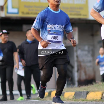 Runner Photo 3472975