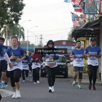 Runner Photo 3472983