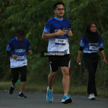 Runner Photo 3472985