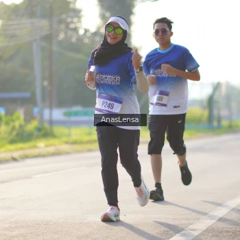 Runner Photo 3472991