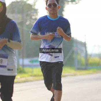 Runner Photo 3473010