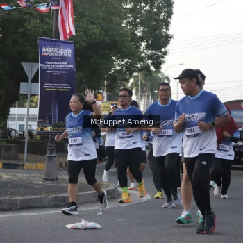 Runner Photo 3473039