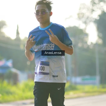 Runner Photo 3473052