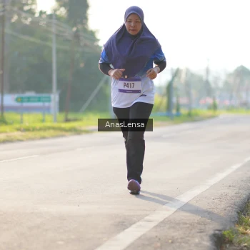 Runner Photo 3473057