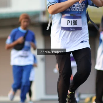 Runner Photo 3473075