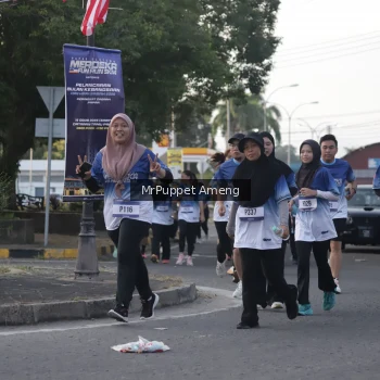 Runner Photo 3473106