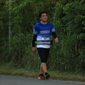 Runner Photo 3473111