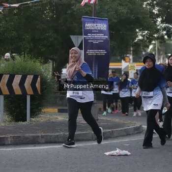 Runner Photo 3473114