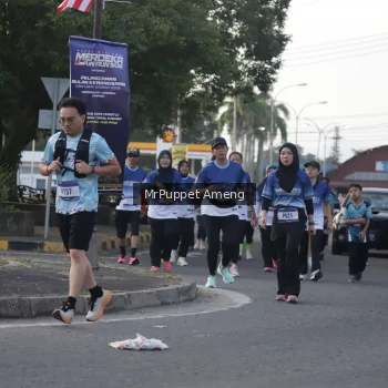Runner Photo 3473125