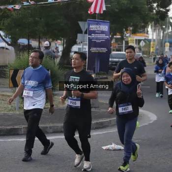 Runner Photo 3473264