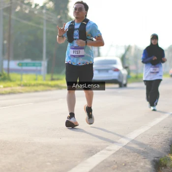 Runner Photo 3473284