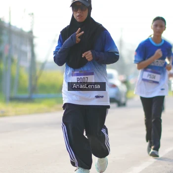 Runner Photo 3473326