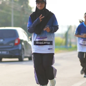Runner Photo 3473328