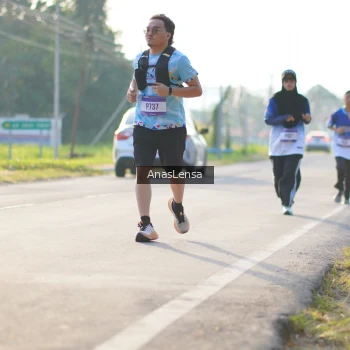 Runner Photo 3473332