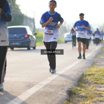 Runner Photo 3473338