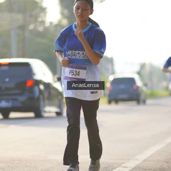 Runner Photo 3473390