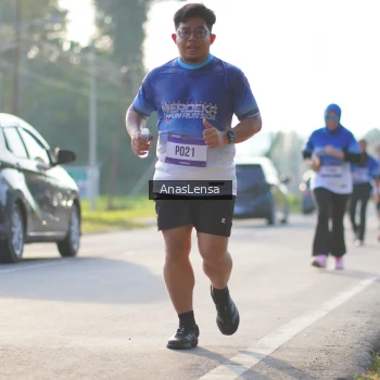 Runner Photo 3473422