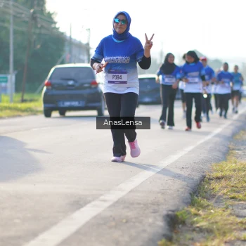 Runner Photo 3473432
