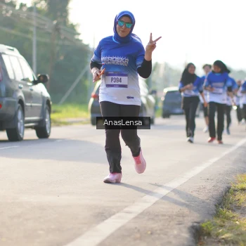 Runner Photo 3473434