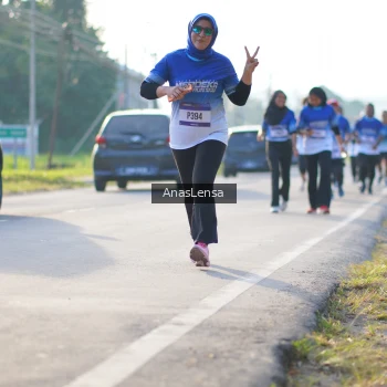 Runner Photo 3473437