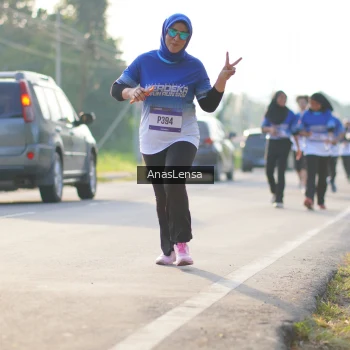 Runner Photo 3473440