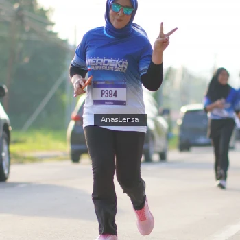Runner Photo 3473441