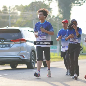 Runner Photo 3473508