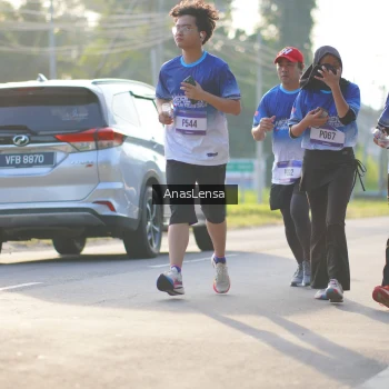 Runner Photo 3473512