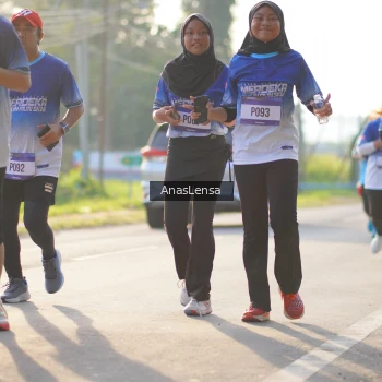 Runner Photo 3473533