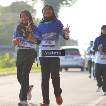 Runner Photo 3473547