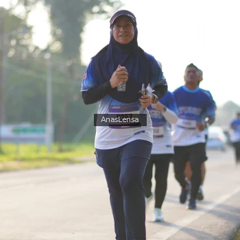 Runner Photo 3473585
