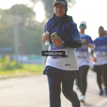 Runner Photo 3473588