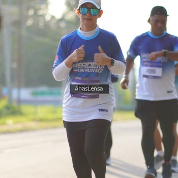 Runner Photo 3473592