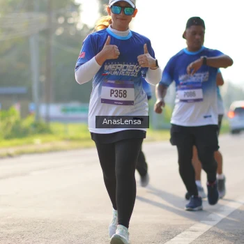 Runner Photo 3473603