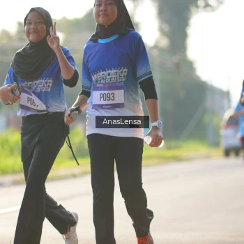 Runner Photo 3473633