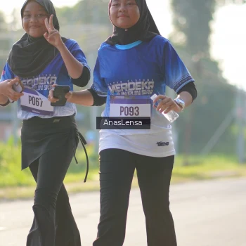 Runner Photo 3473638