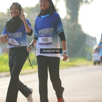 Runner Photo 3473639