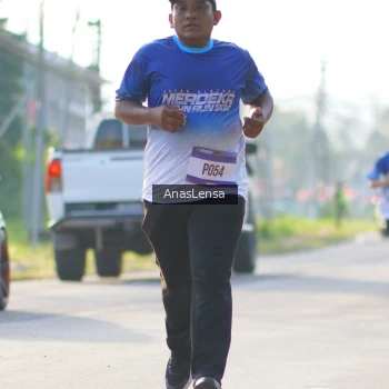 Runner Photo 3473641