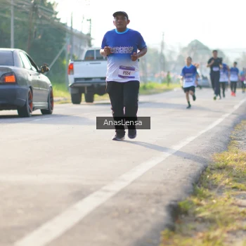 Runner Photo 3473644