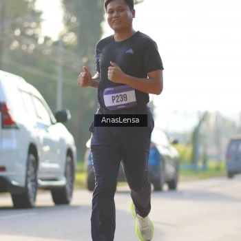 Runner Photo 3473668
