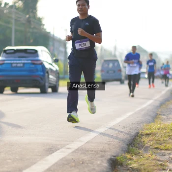 Runner Photo 3473671