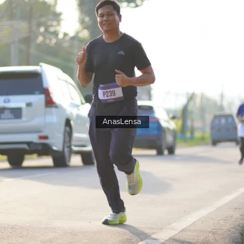 Runner Photo 3473682