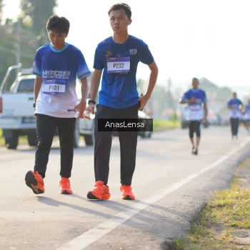 Runner Photo 3473772