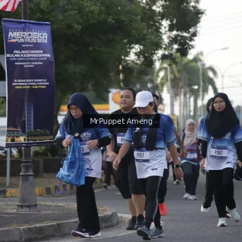 Runner Photo 3473775
